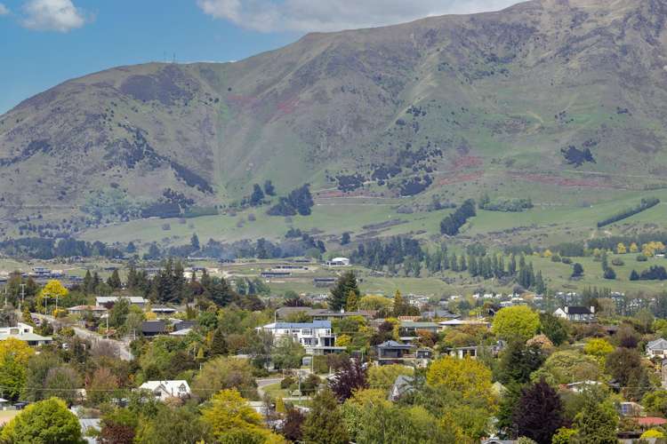 4 Dry Fly Avenue Wanaka_32