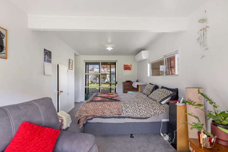 87 Pigeon Valley Road Wakefield_12