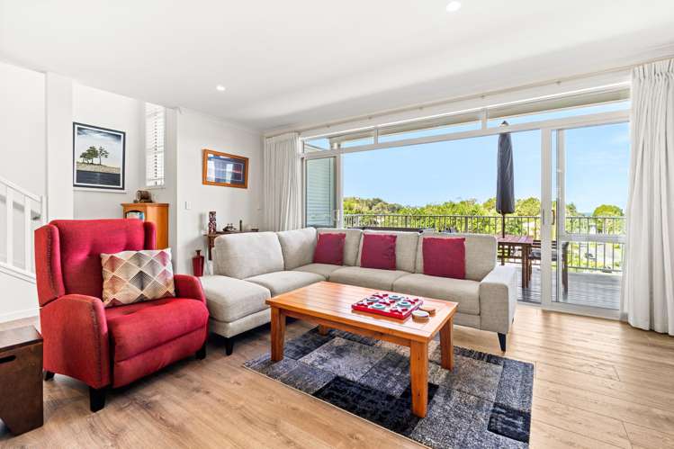 60 Landmark Terrace Orewa_6