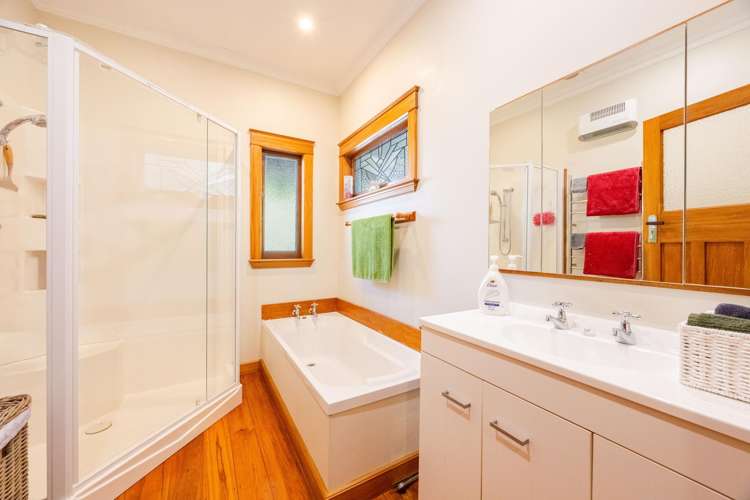 504 Avenue Road West Hastings_11