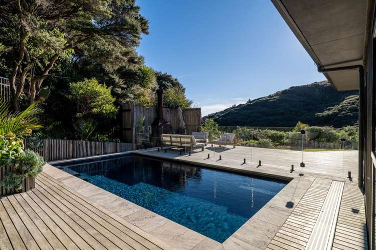 380 Whaanga Road Raglan_12