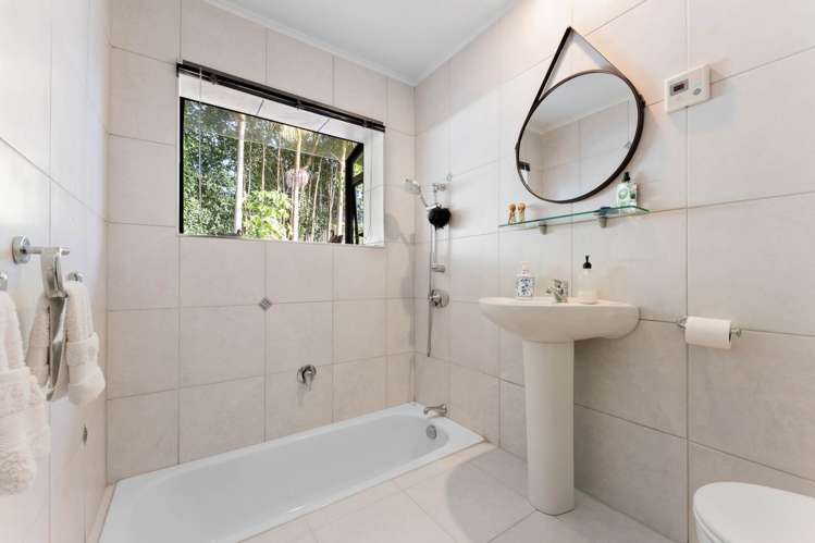 89A View Road Henderson_17