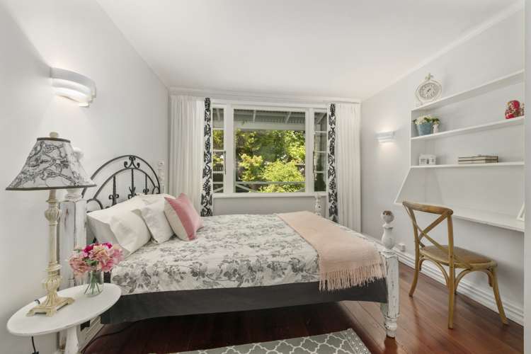2 Barton Road Heretaunga_20