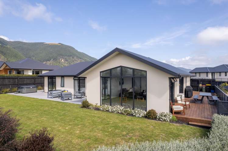 16 Huntaway Close Stoke_23