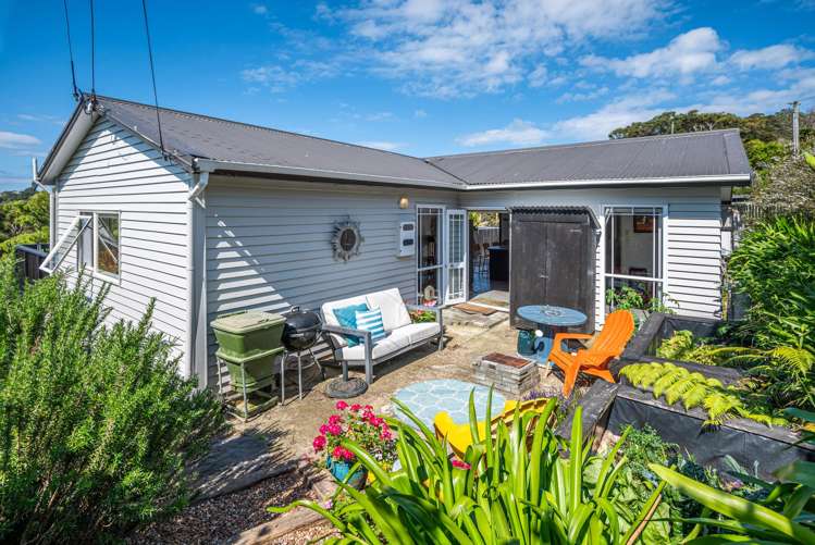 27 Victoria Road South Onetangi_19