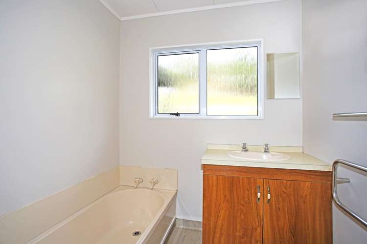 21a Hyland Place Waiuku_10