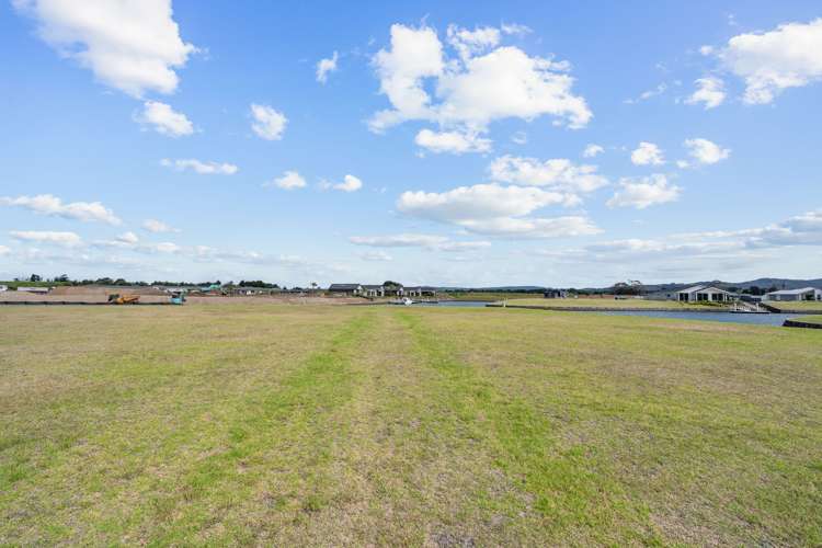 62 Waitemata Drive One Tree Point_11