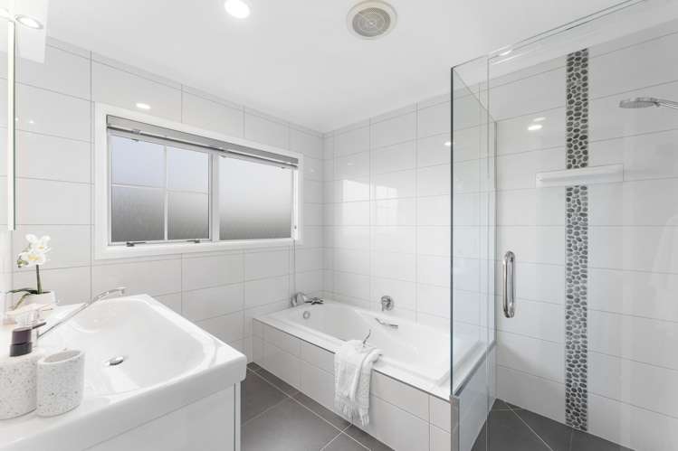 7 Reynard Terrace Conifer Grove_23