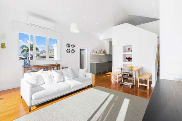 8 Beach Road Northcote Point_4