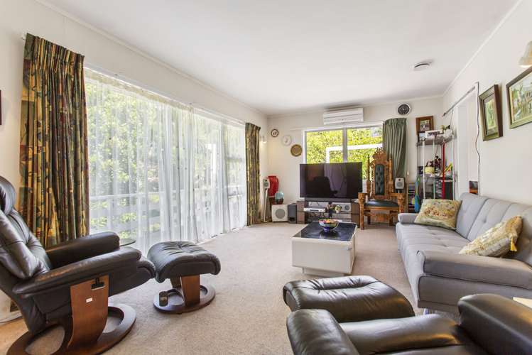 2/26 Te Anau Place Pakuranga Heights_6