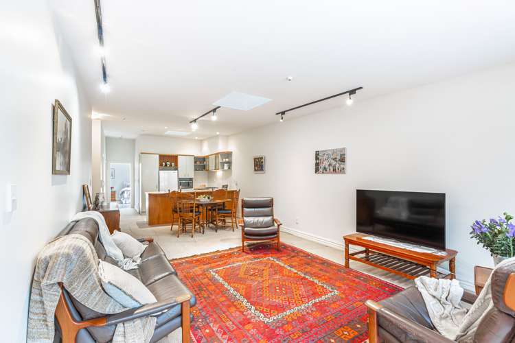 3/36 Victoria Road Devonport_5