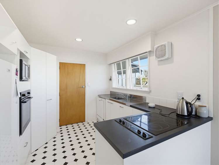3 Glassey Drive_3