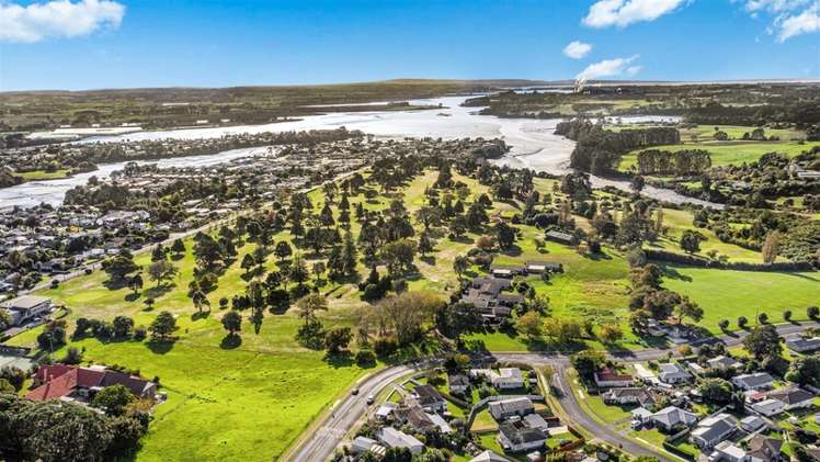 5 Hamilton Drive Waiuku_15