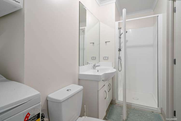 A715/176 Broadway Newmarket_5