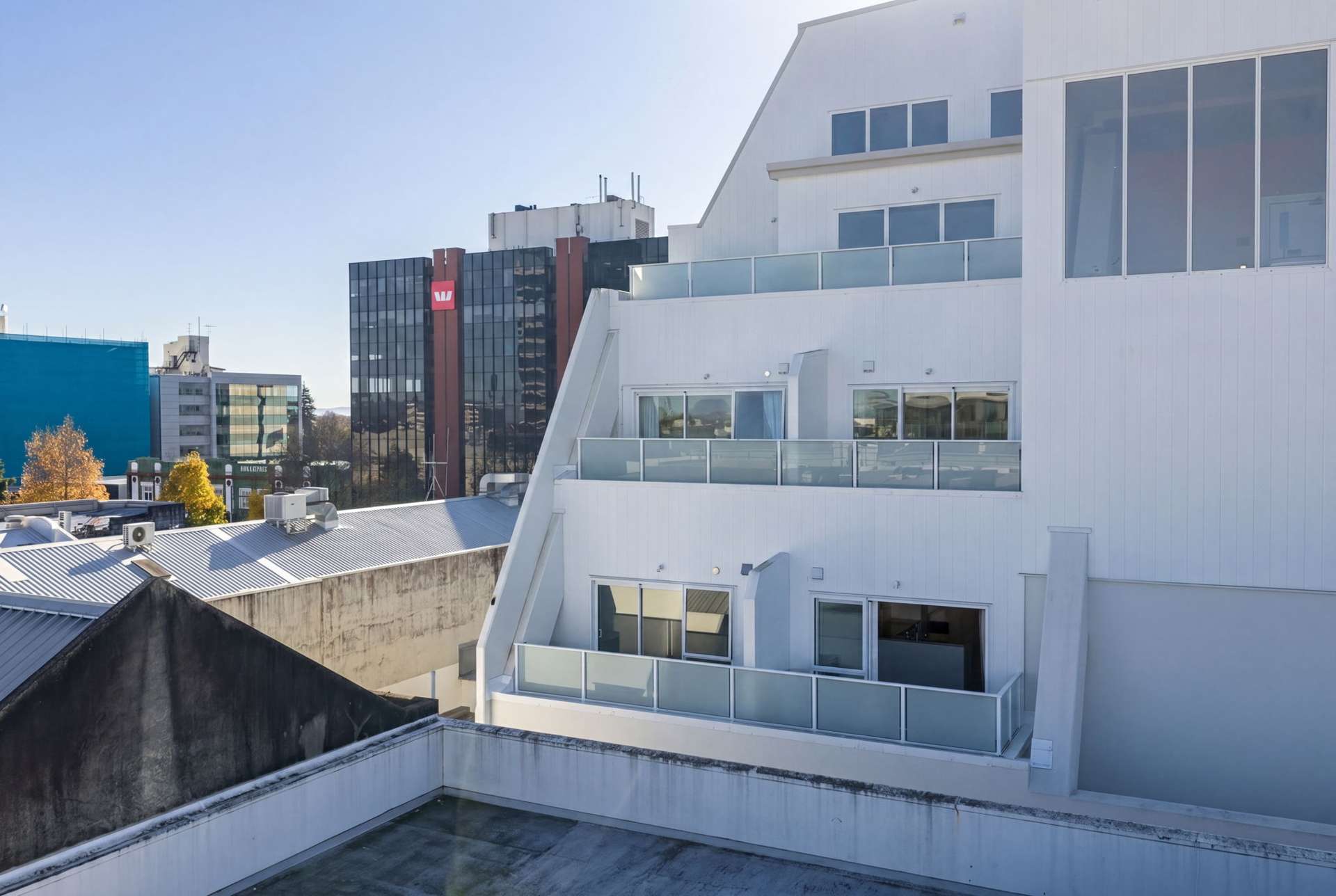 13/391 Victoria Street Hamilton Central_0