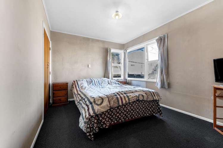 8 Braeburn Place Takanini_11