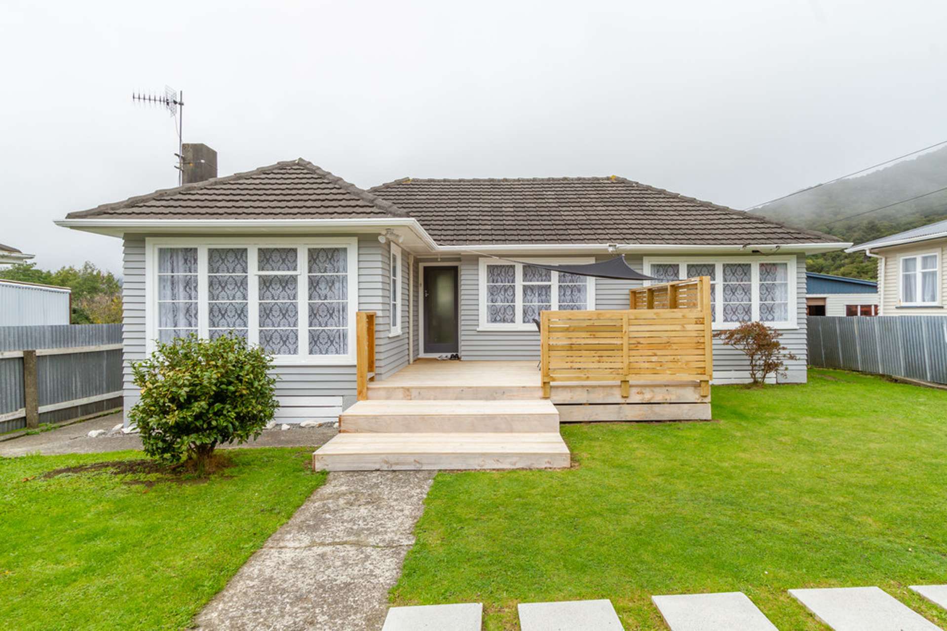 11 Kowhai Street Parkway Wainuiomata_0