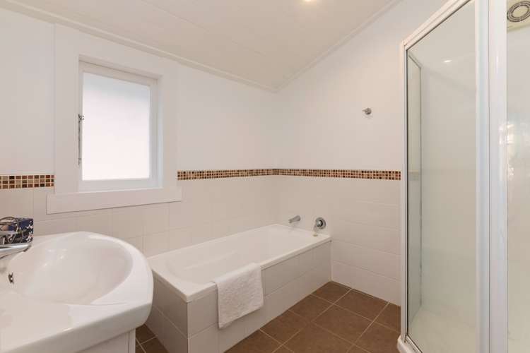 16 Martin Avenue Mount Albert_13