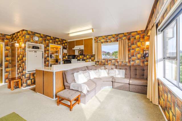 18 Bouverie Street North East Valley_3
