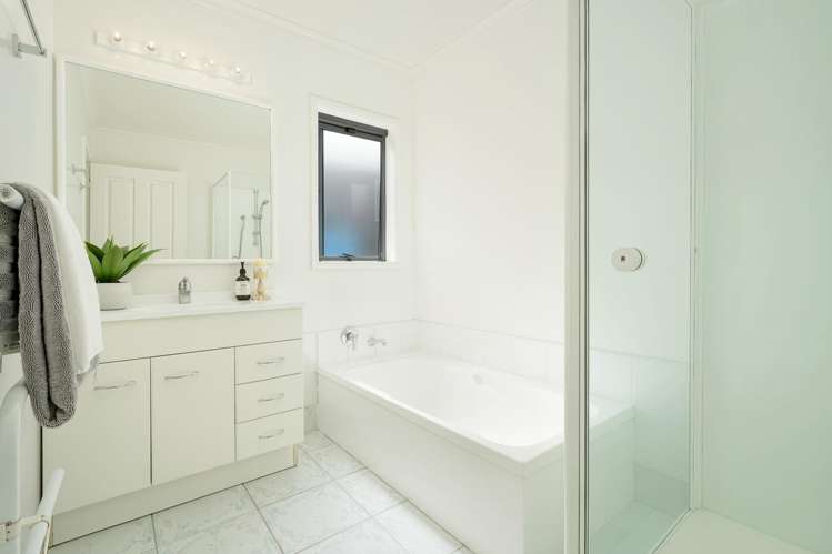 13 Xena Way Henderson_15