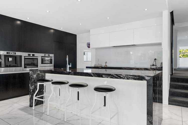 93 Ninth Avenue Avenues_16