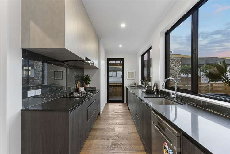 3 Luff Place Long Bay_12