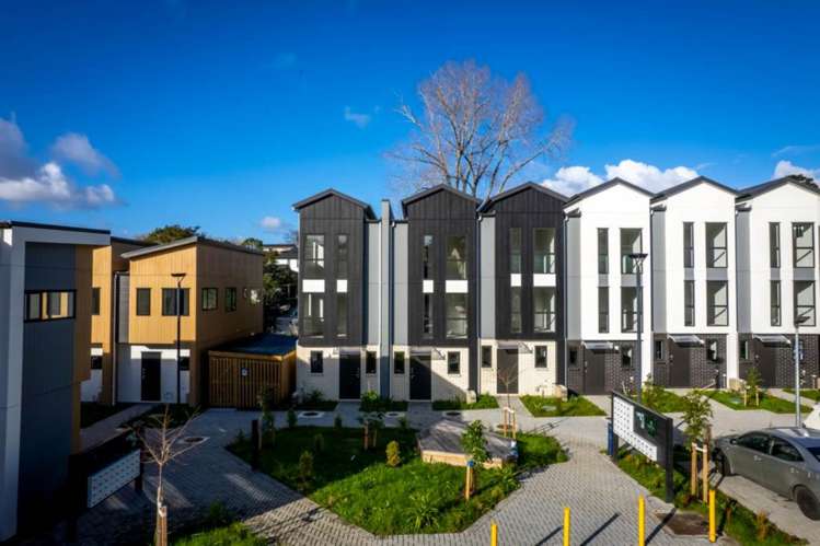 80 Morihana Close Glen Eden_11