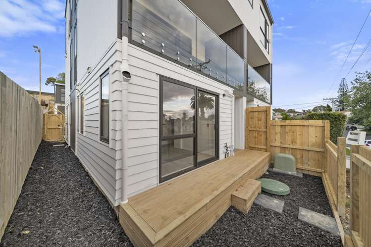 1-7/17 Sunnyfield Crescent Glenfield_11