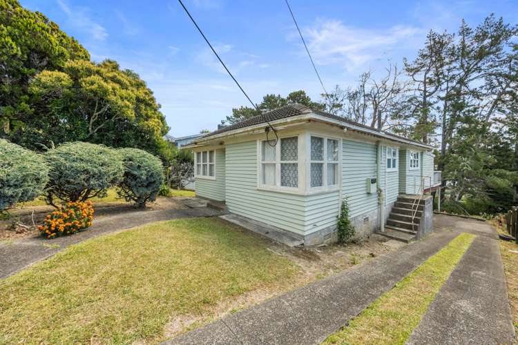 383 Wairau Road_0