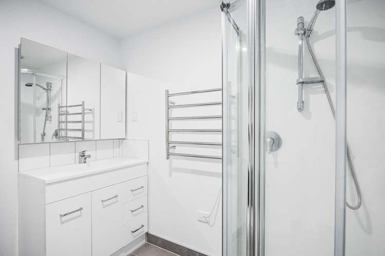 108/28C Eileen Newey Place Henderson_14