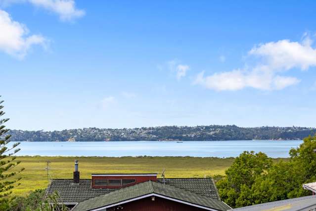 43 Rewarewa Road Te Atatu Peninsula_1