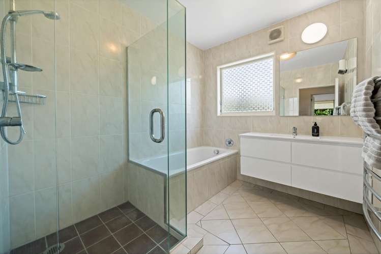 1/36 Clonbern Road Remuera_10