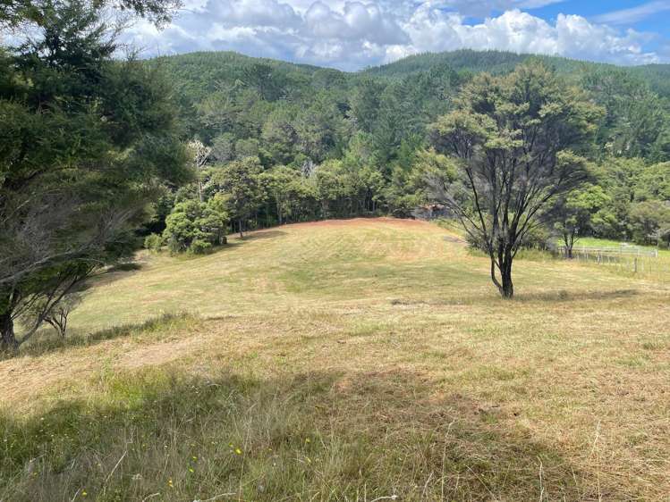 51 Drury Lane Dairy Flat_8