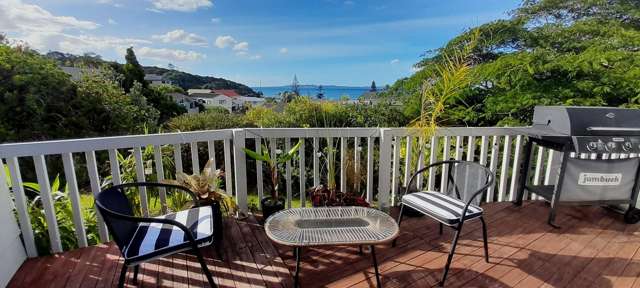 Sunny home in Cable Bay , Far North