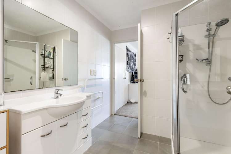 4 Wakaroa Avenue Te Atatu Peninsula_7