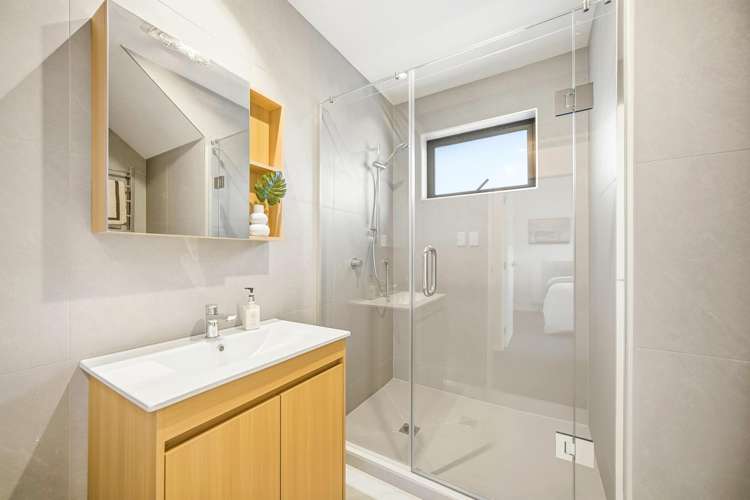 2/14 Karamu Street Te Atatu Peninsula_15