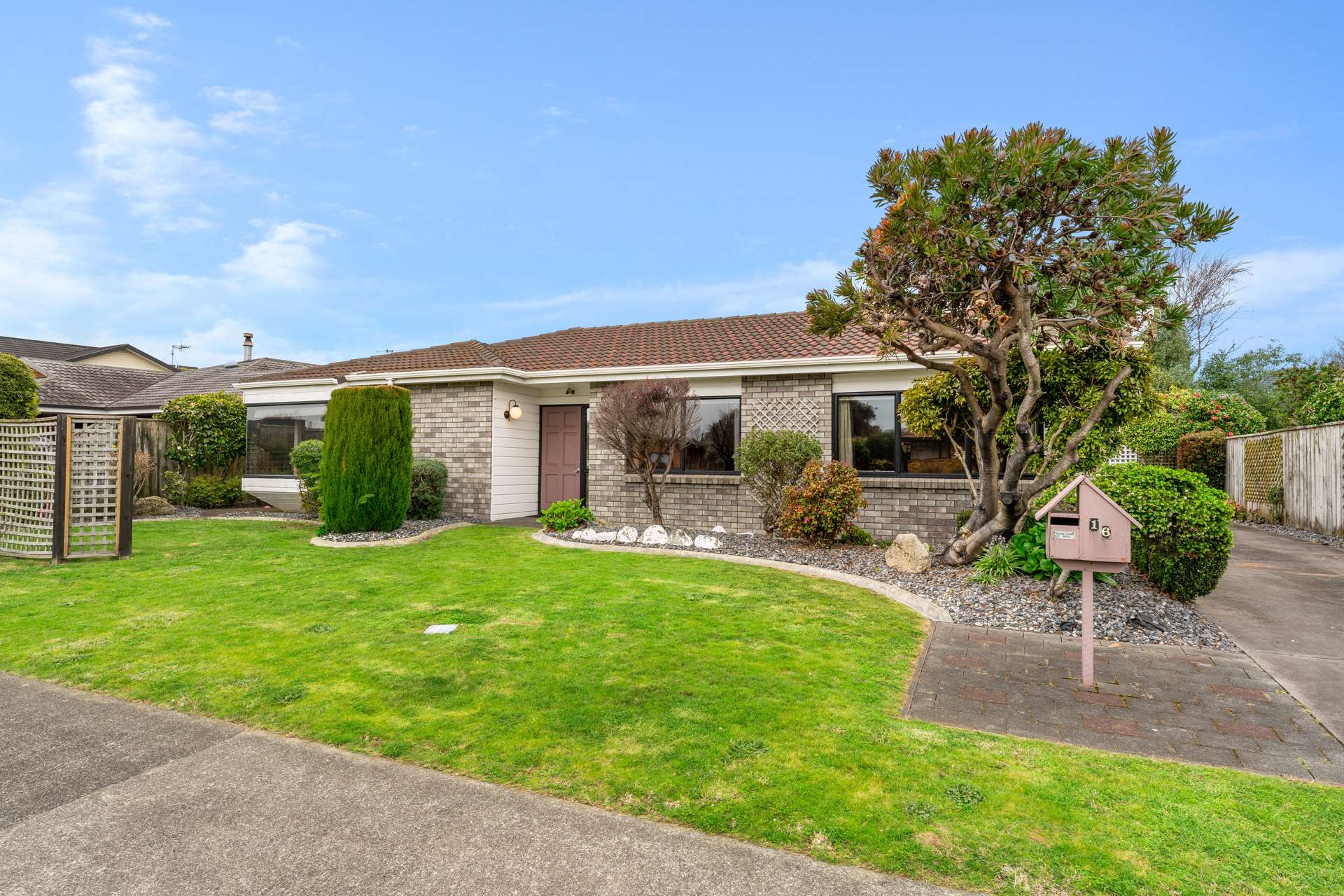 16 Cedar Drive Paraparaumu Beach_0