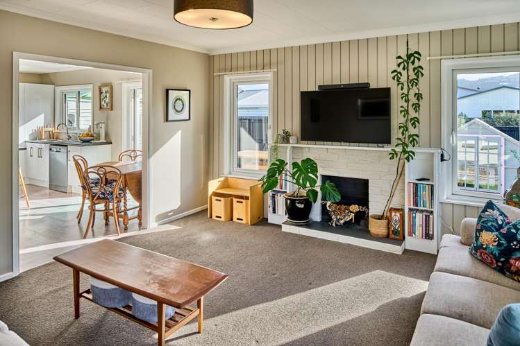 1 East Grove Alicetown_3