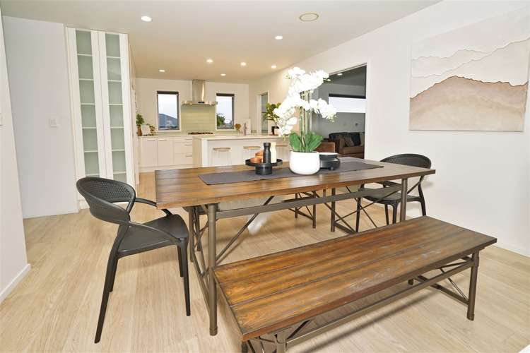 1 Bos Crescent Flagstaff_5