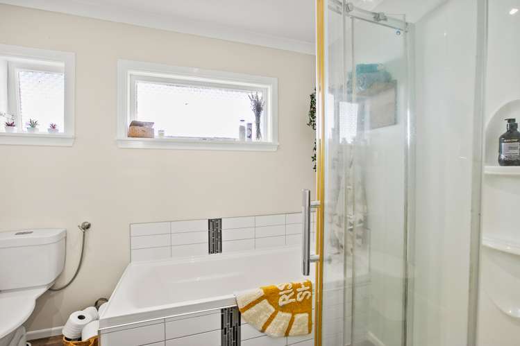 36b Beaumont Crescent Frankleigh Park_11