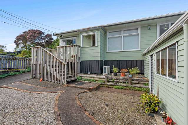 13 Awaroa Road Helensville_3