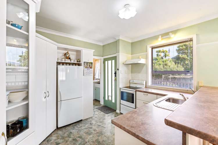 118 Bay View Road South Dunedin_8