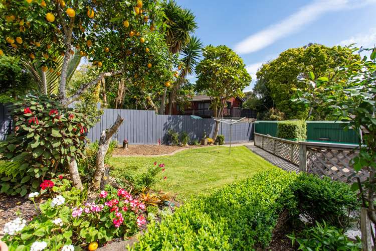 27 Gibbs Crescent Red Hill_14