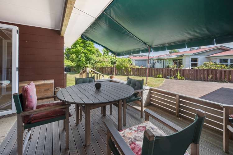 34 Whitworth Road Utuhina_14