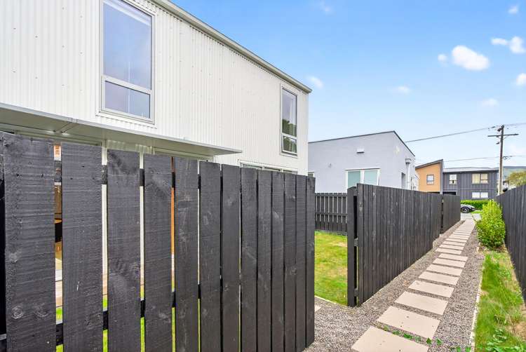 52A Durham Crescent Fairfield_16