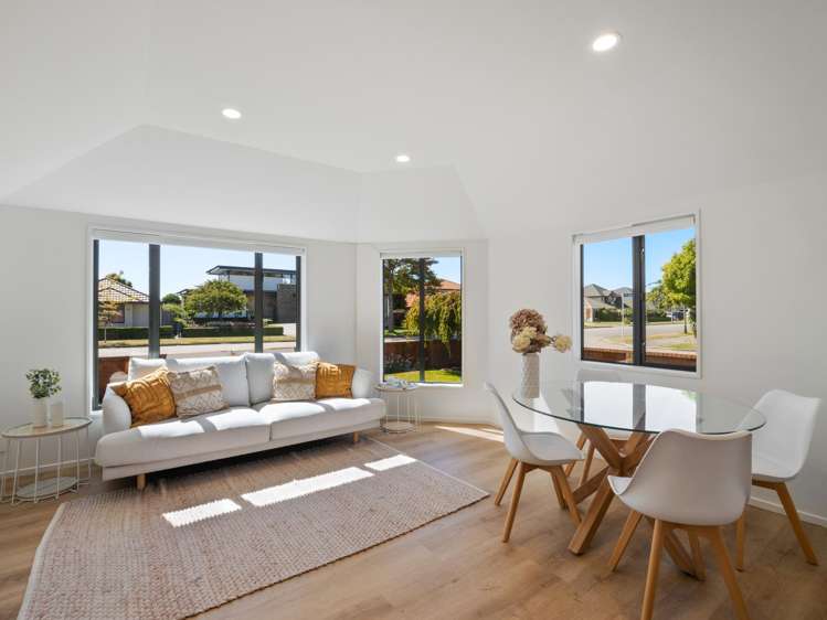 40 Travis Country Drive Burwood_5