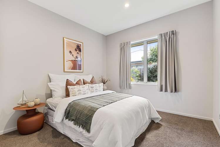 15 St Peters Close Woolston_14