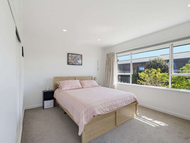 8 Woodham Drive Allenton_14