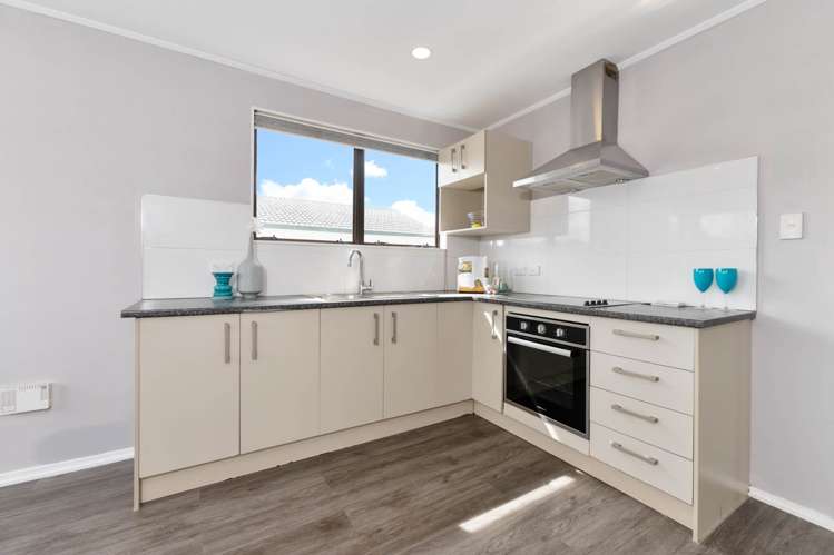 1/217 Waitemata Drive Ranui_12