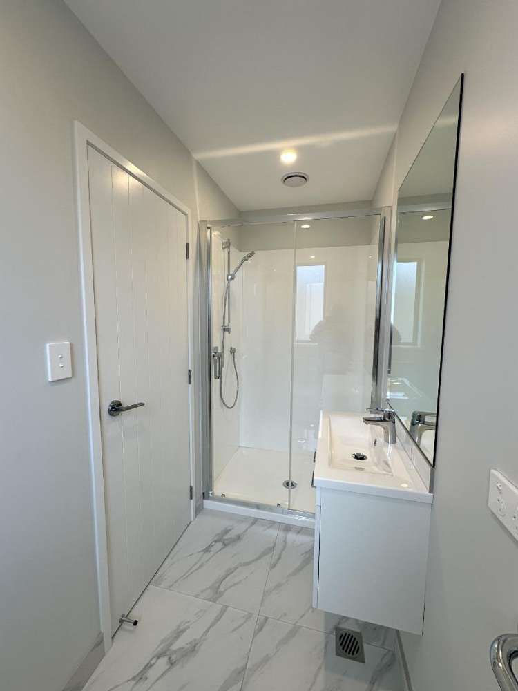 8/51 Wharf Road 1801_11